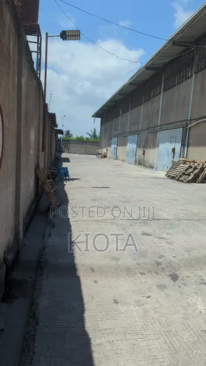 Tabata Matumbi Warehouse