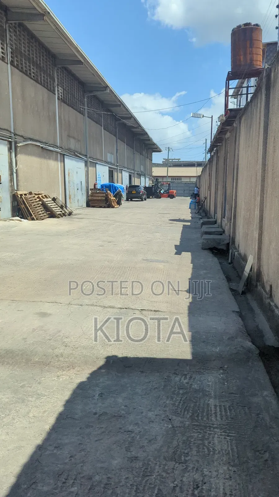 Tabata Matumbi Warehouse