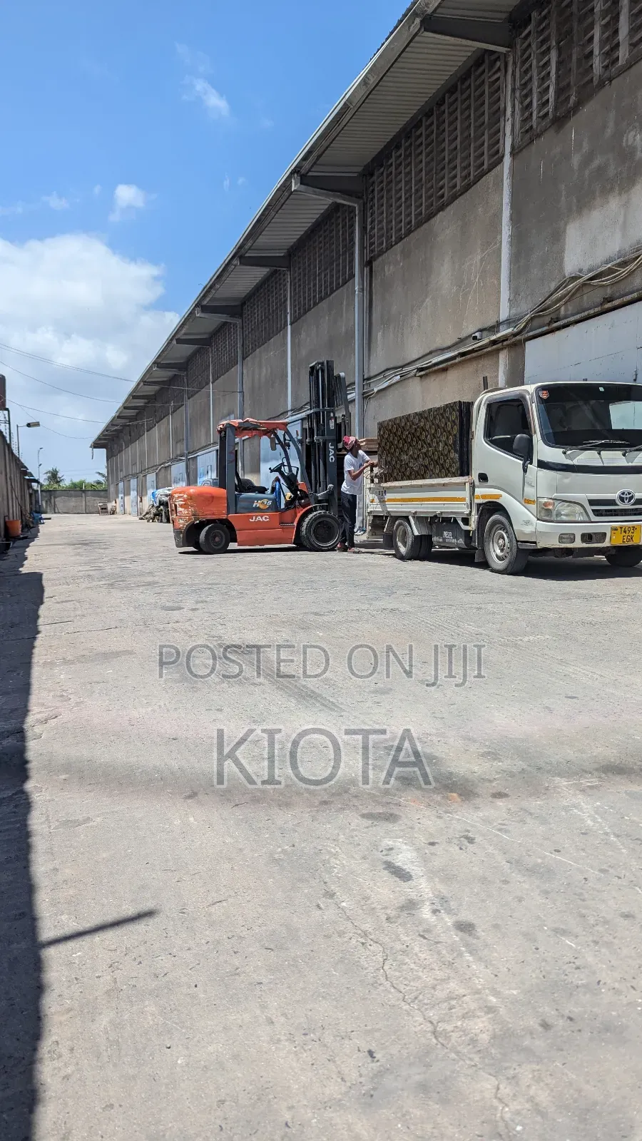 Tabata Matumbi Warehouse