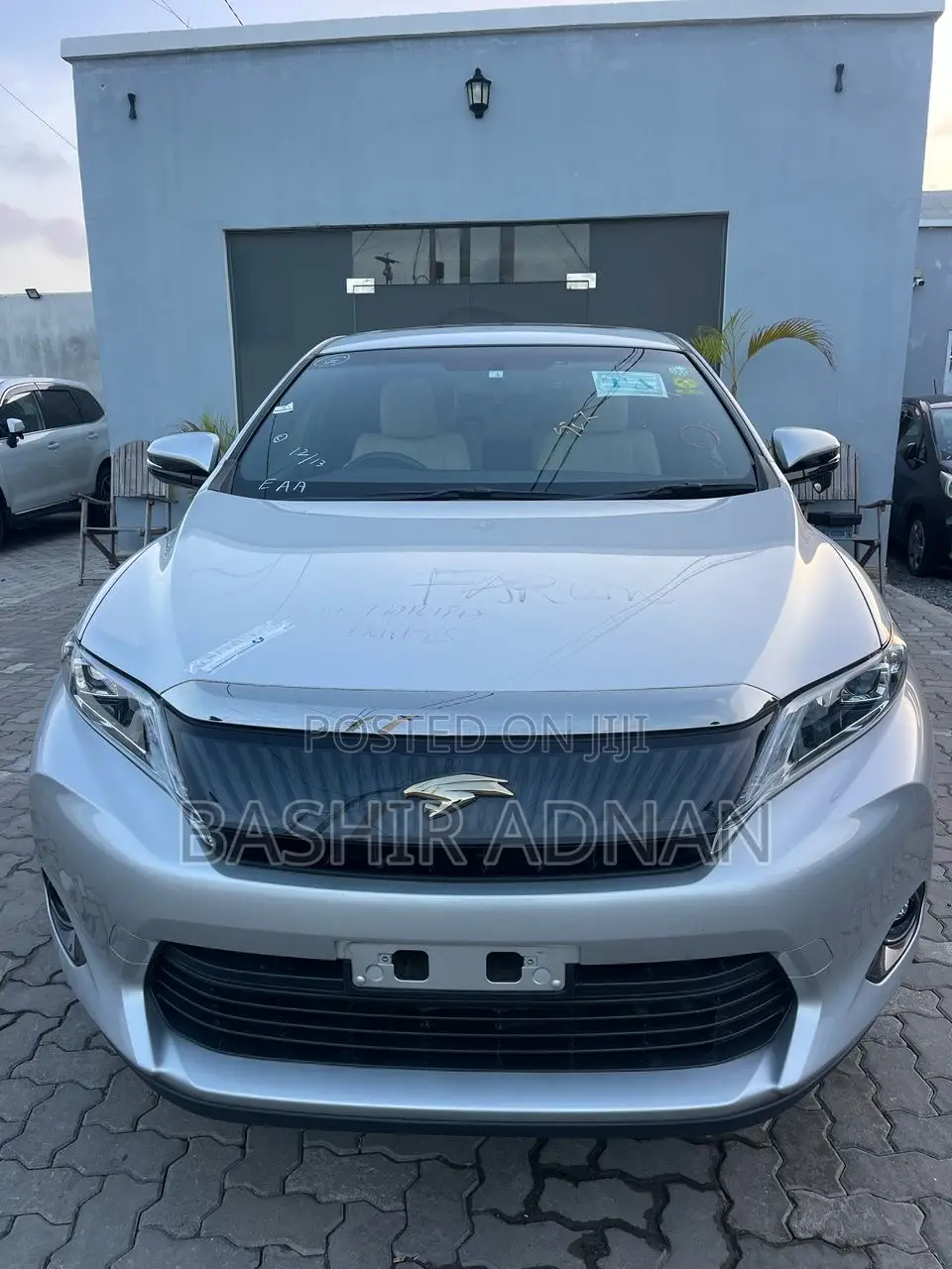 Toyota Harrier 2.0 2015 Silver
