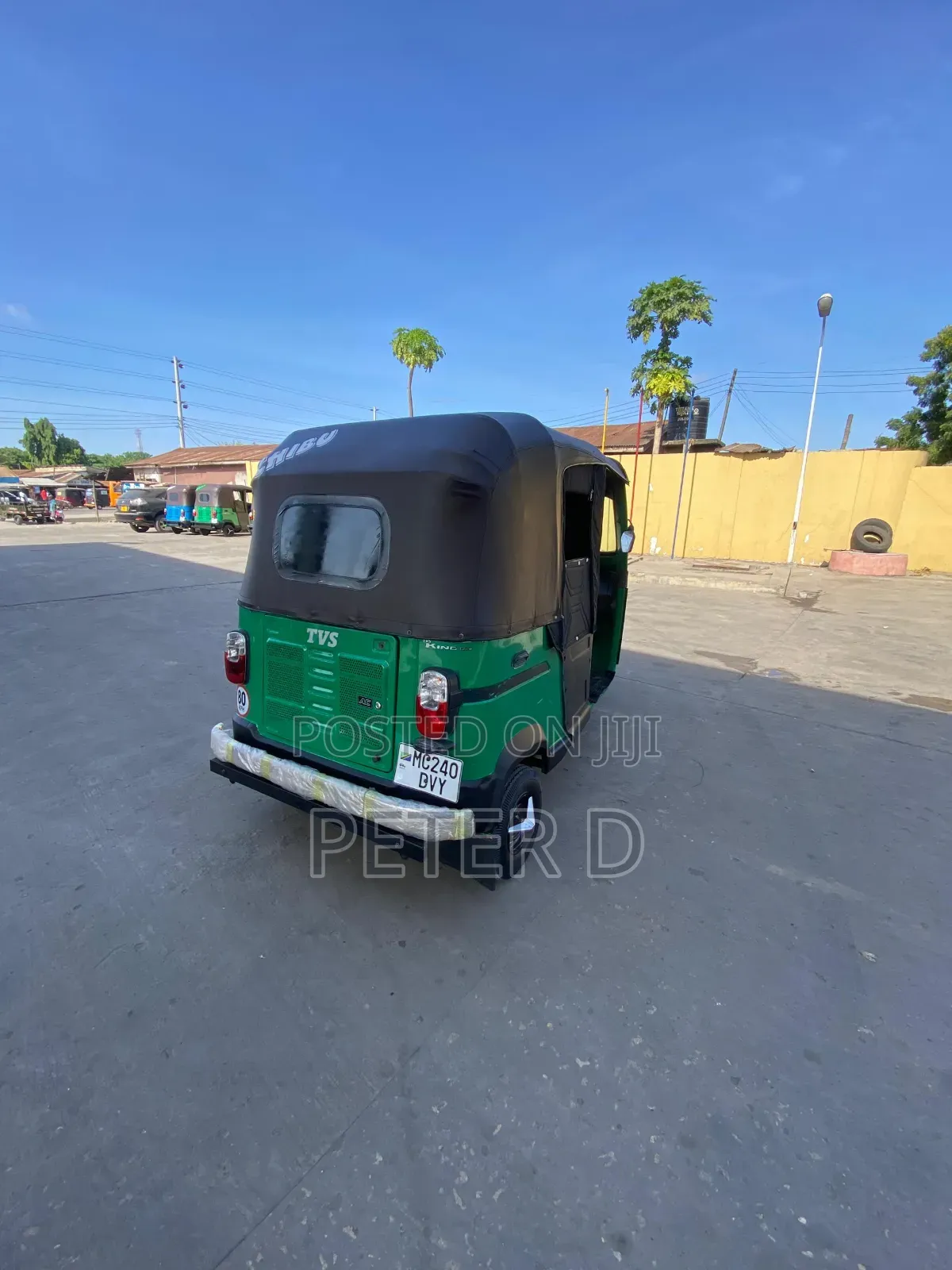 TVS King Deluxe Plus iTouch Start 2024 Green
