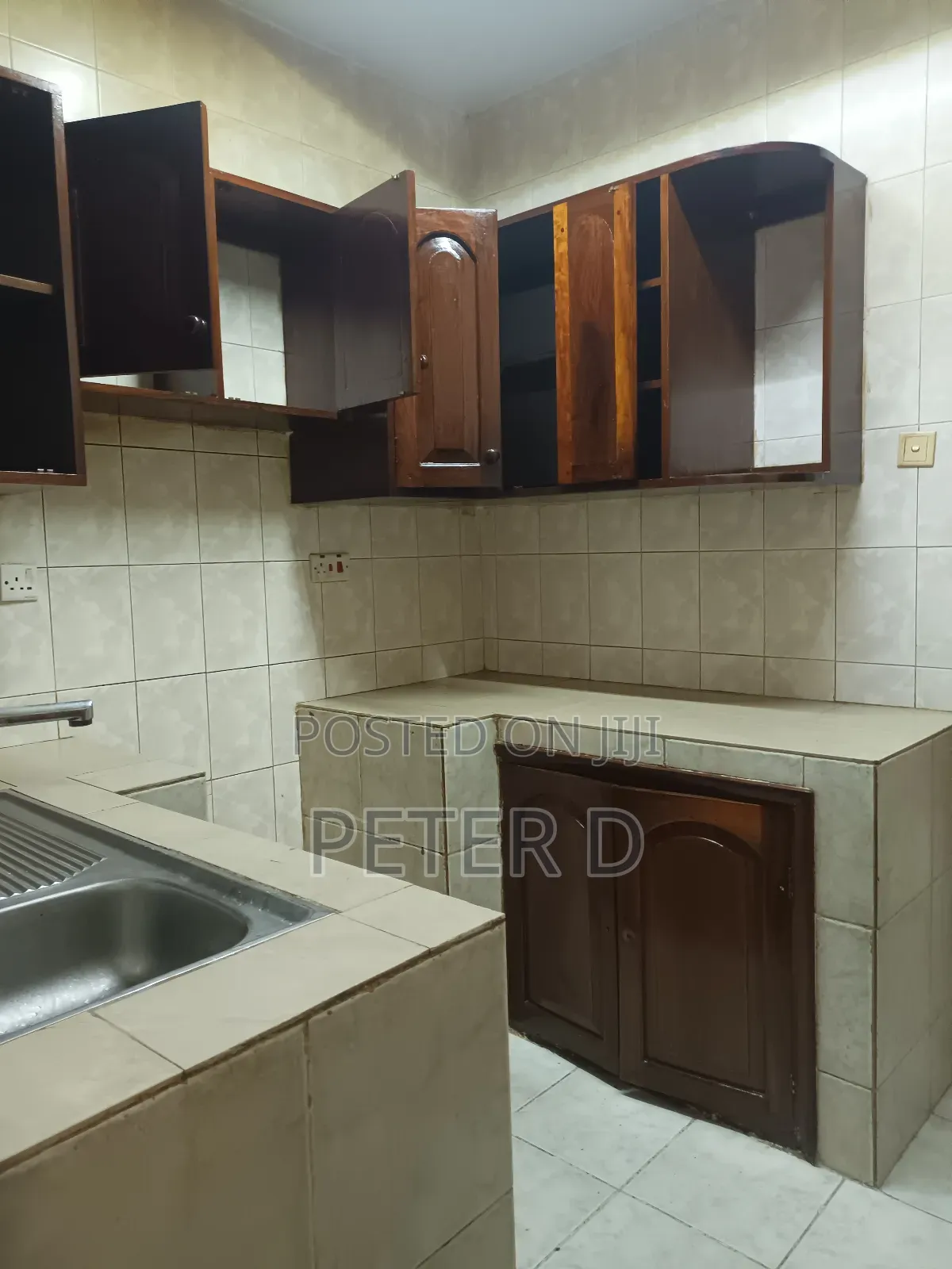 3bdrm Apartment in Kariakoo for rent
