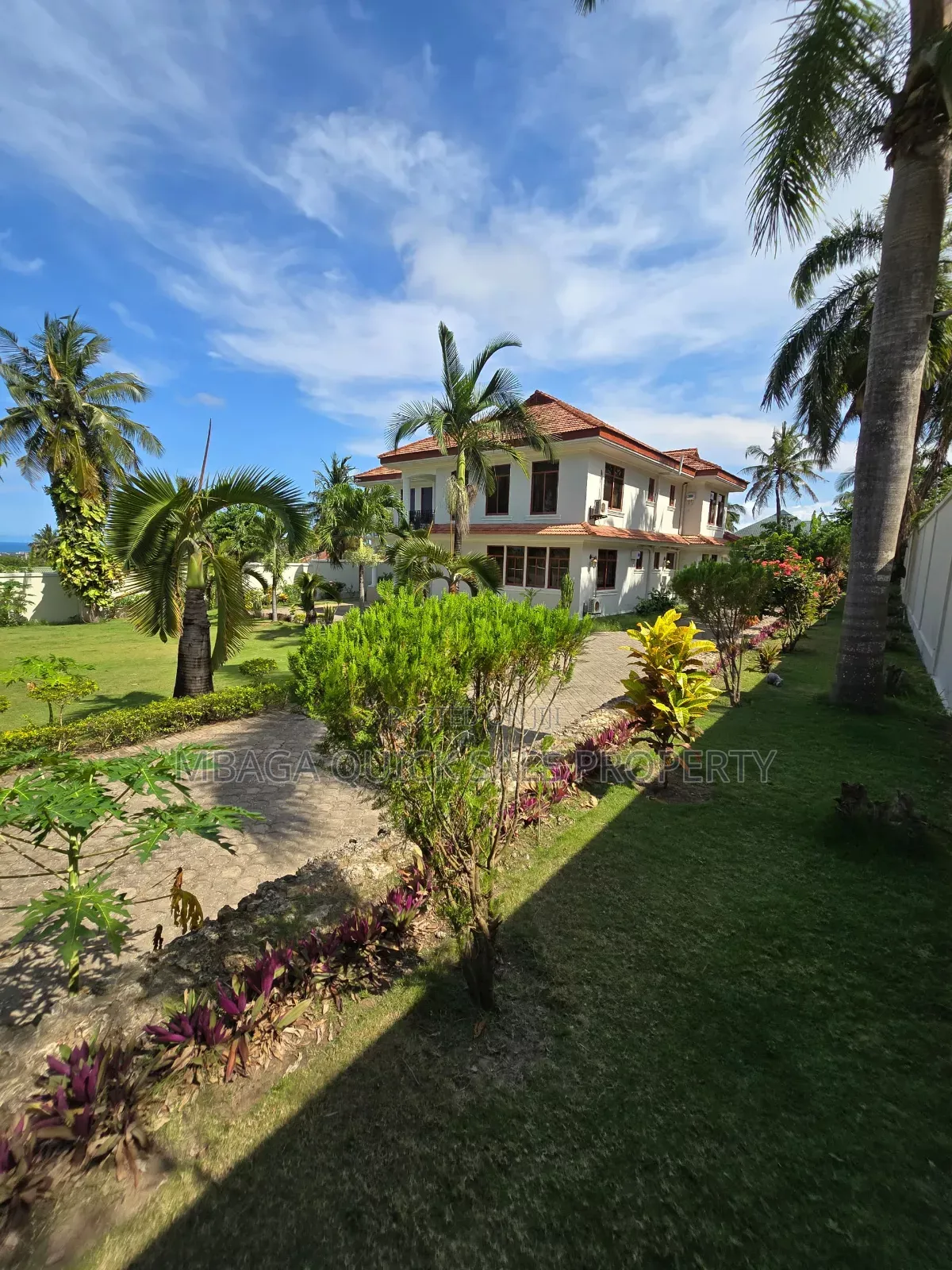 5bdrm House in Salasala Big Brother, Mbezi for sale