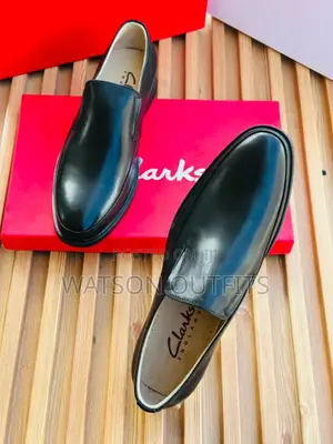 Viatu Officials Vya Clarks