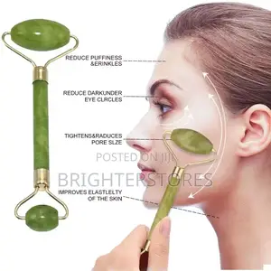 Face Roller With Stones , Ant Aging .