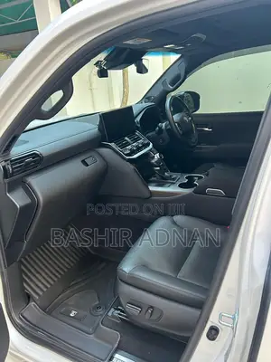 Toyota Land Cruiser 3.3 Diesel 4WD 2022 White