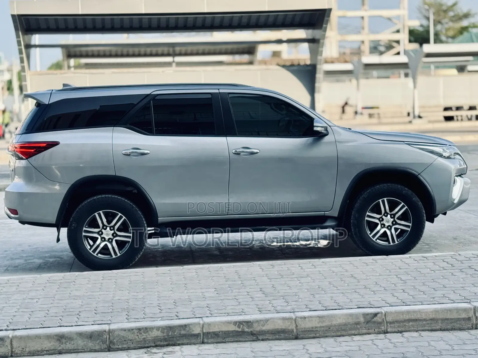 Toyota Fortuner 2.8 D AWD 2019 Silver