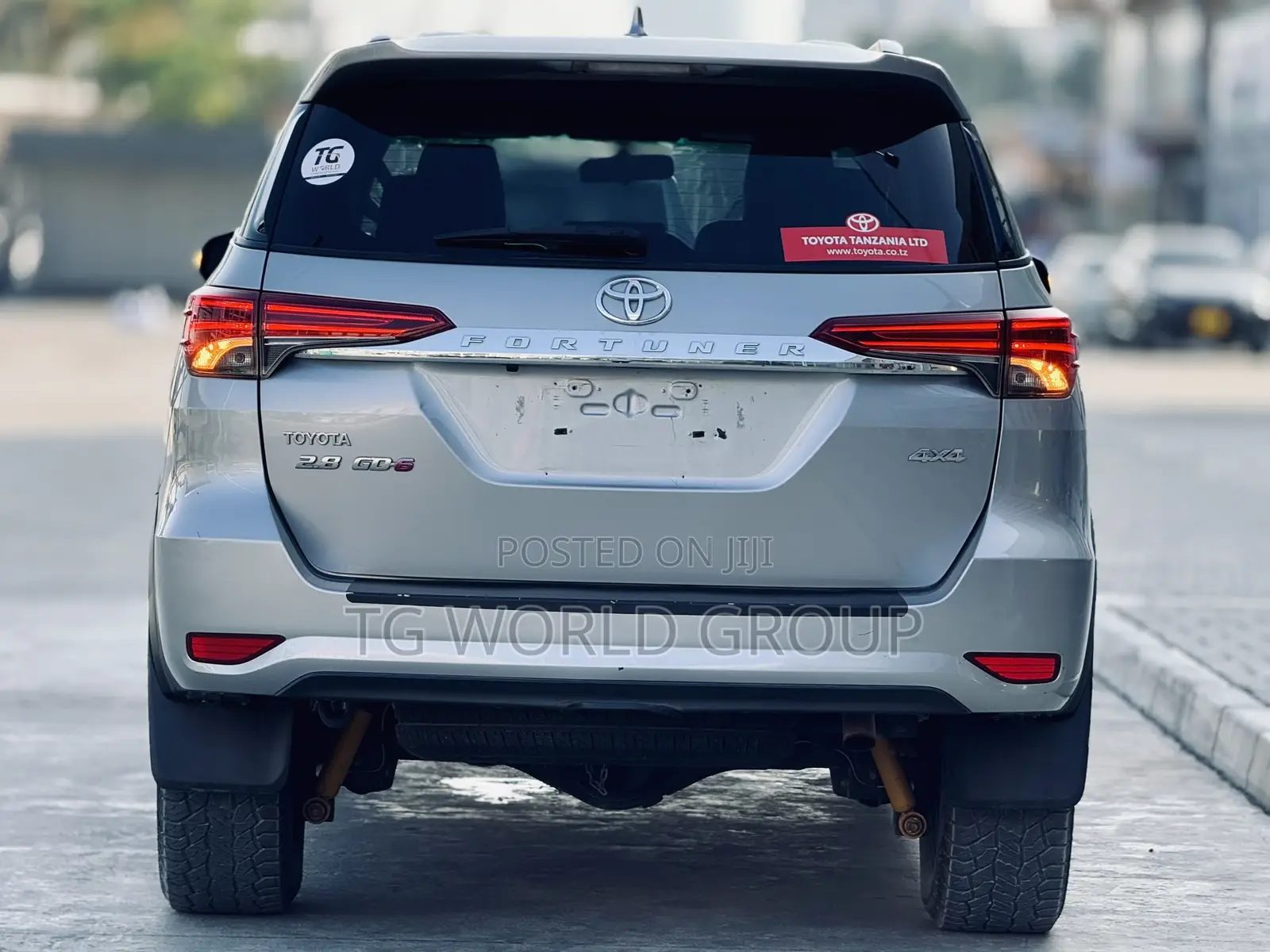 Toyota Fortuner 2.8 D AWD 2019 Silver