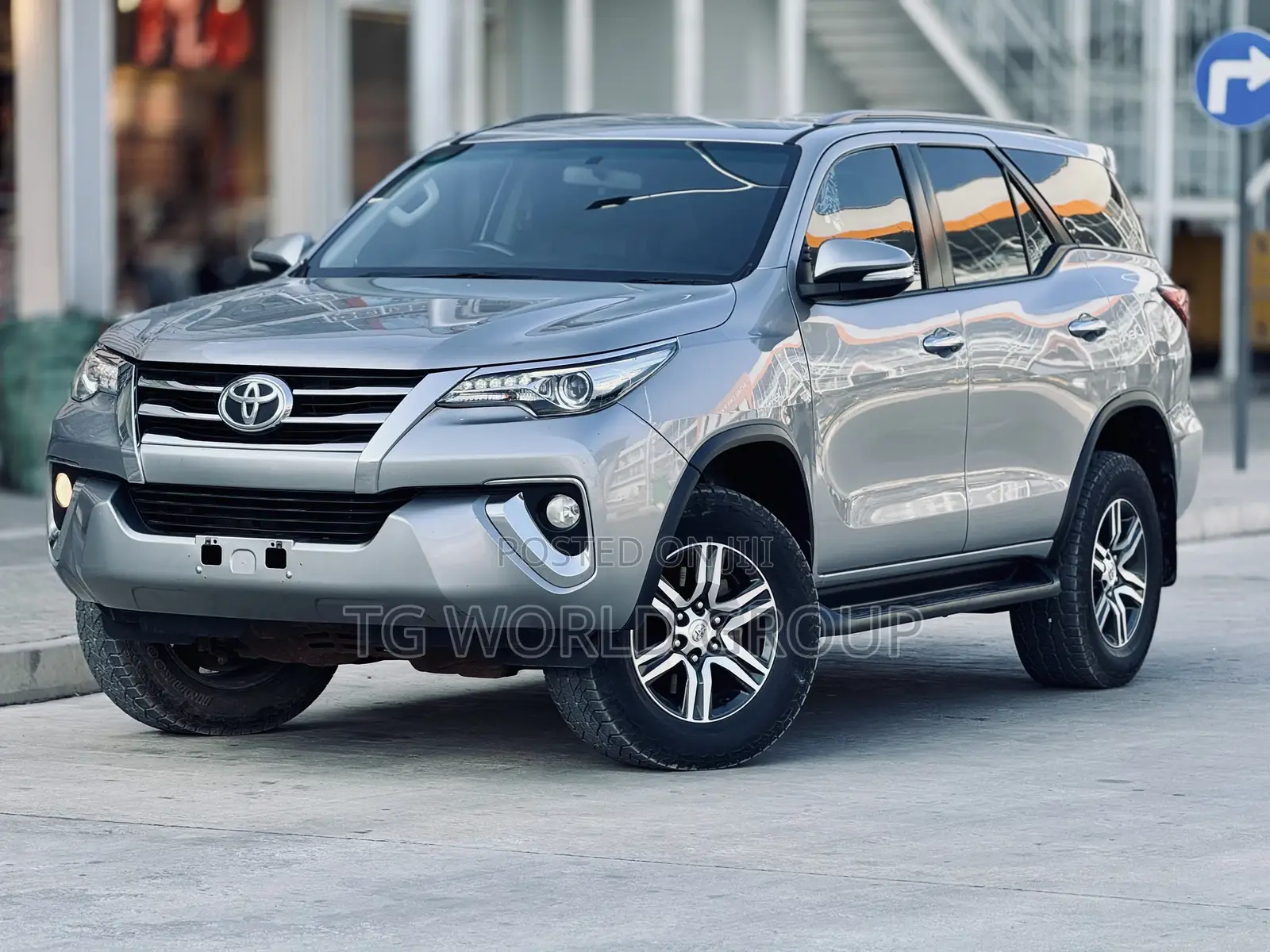 Toyota Fortuner 2.8 D AWD 2019 Silver
