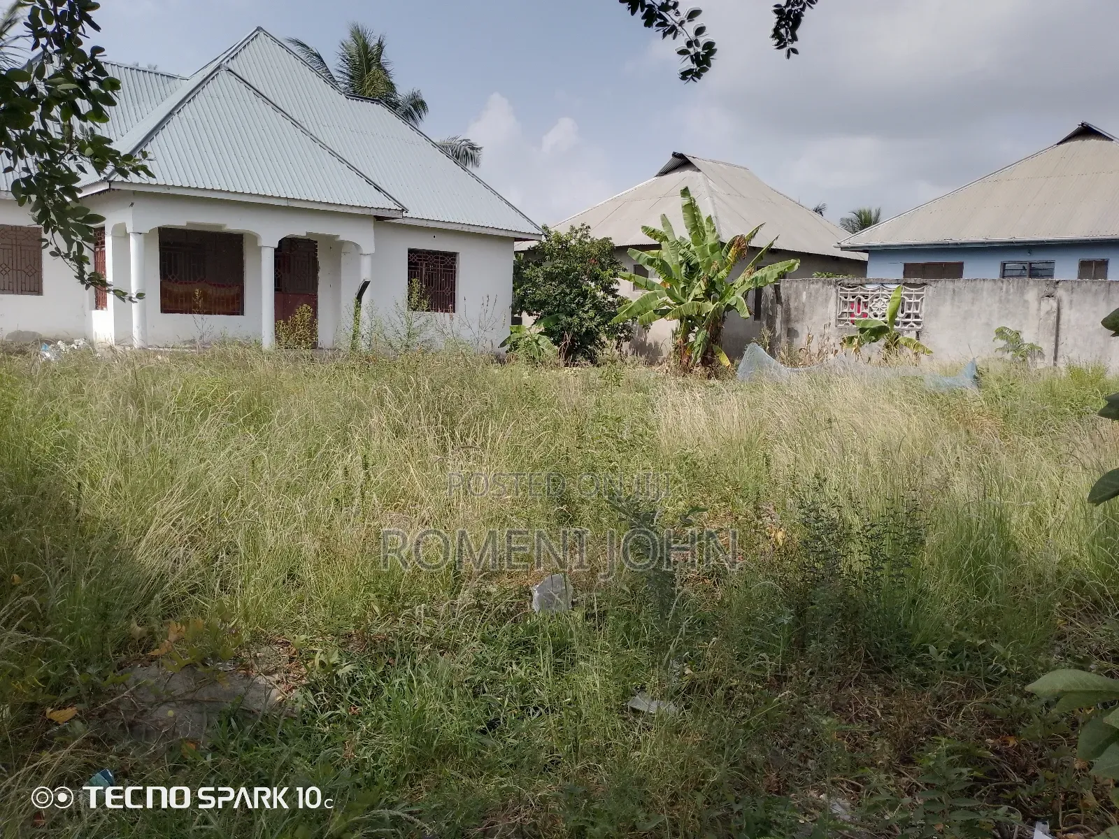 Kiwanja Sqmit 400 Kinauzwa Milioni 8.5 Ukonga Majohe Viwege.