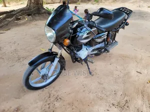 Bajaj Boxer 125 2024 Black