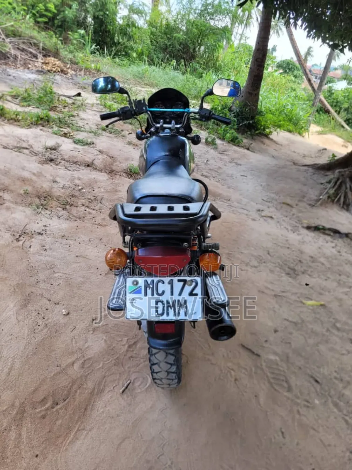 Bajaj Boxer 125 2024 Black