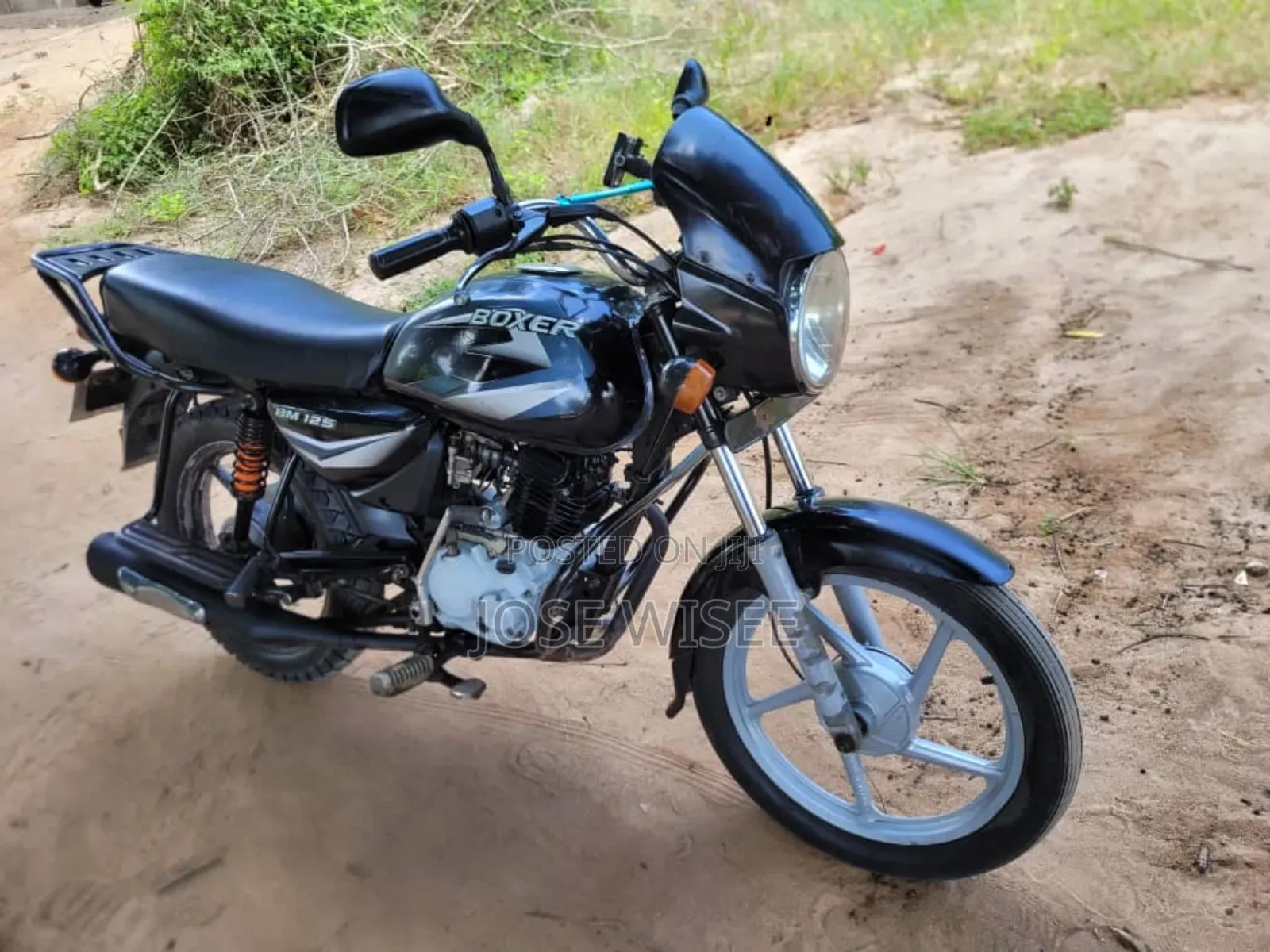 Bajaj Boxer 125 2024 Black