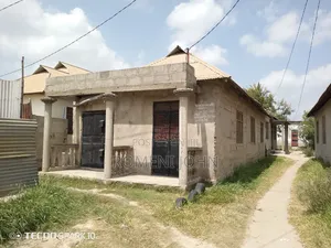 4bdrm House in Tanzania Daresalaam, Ilala for sale