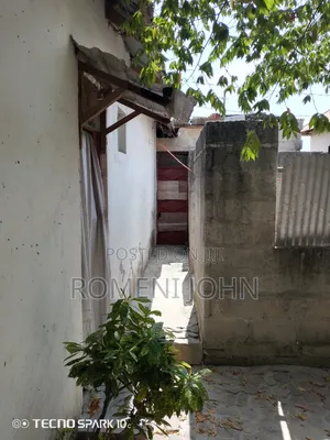 4bdrm House in Tanzania Daresalaam, Ilala for sale