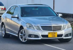 Mercedes-Benz E300 2012 Silver
