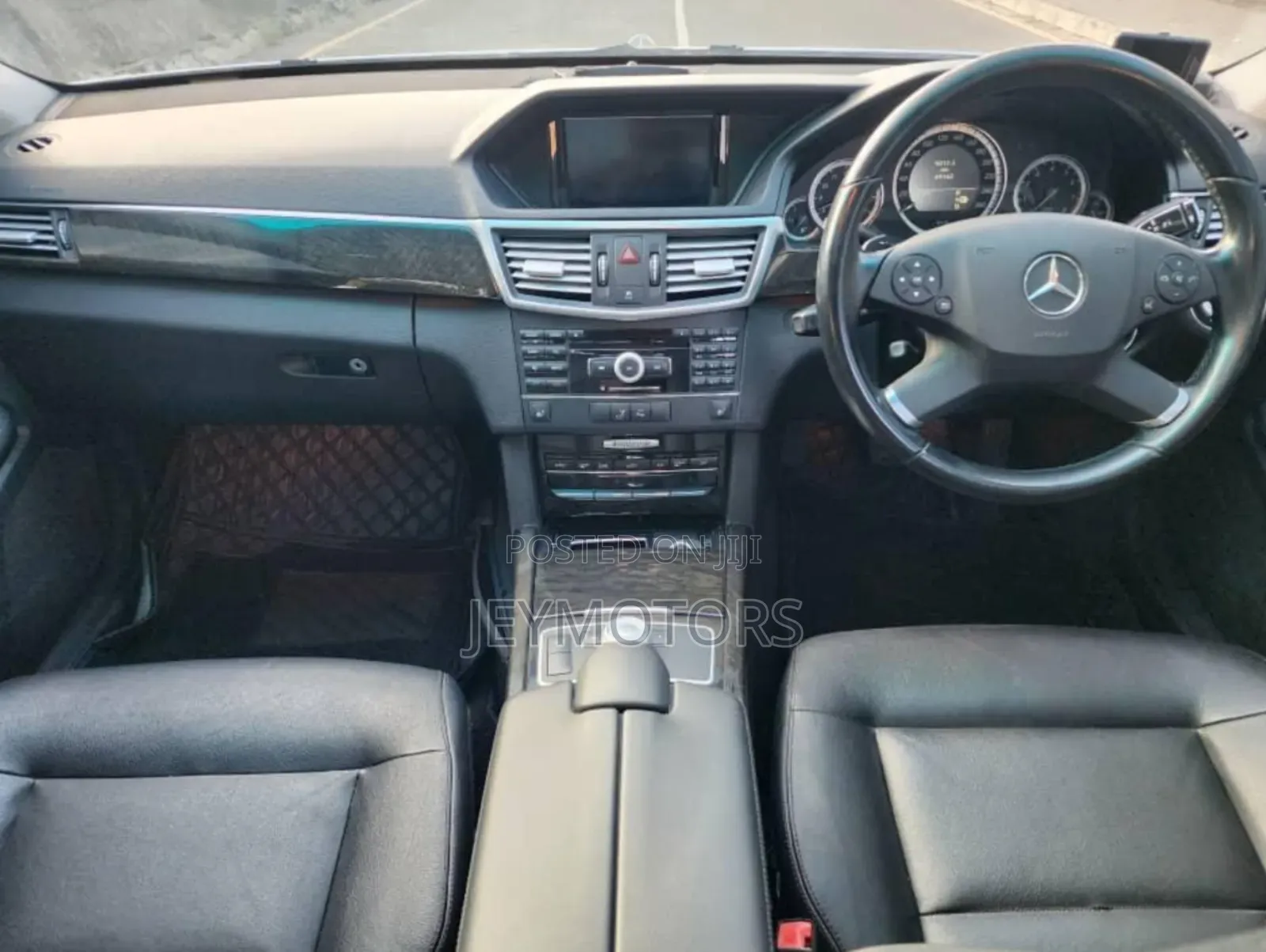 Mercedes-Benz E300 2012 Silver