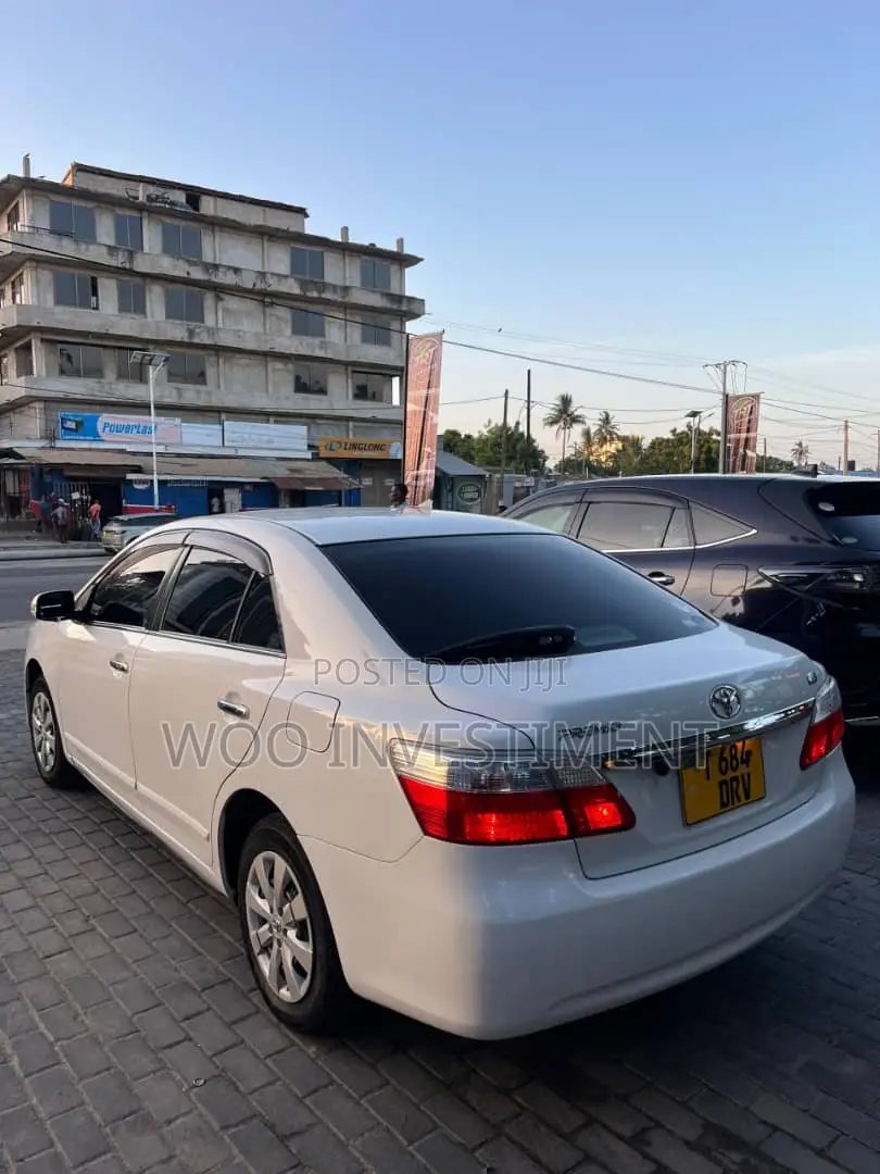 Toyota Premio 2009 White