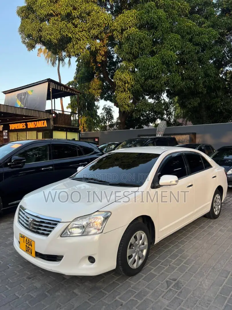 Toyota Premio 2009 White