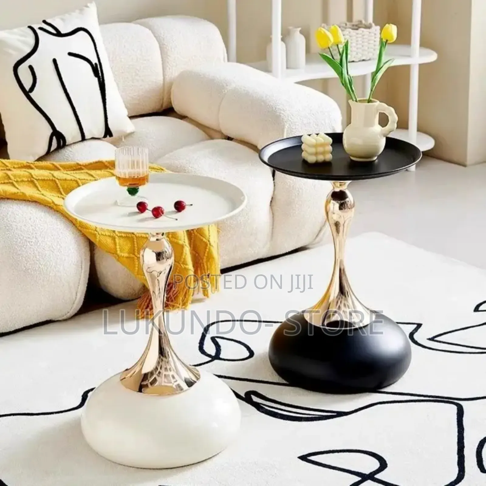 Classic Side Cofee Table