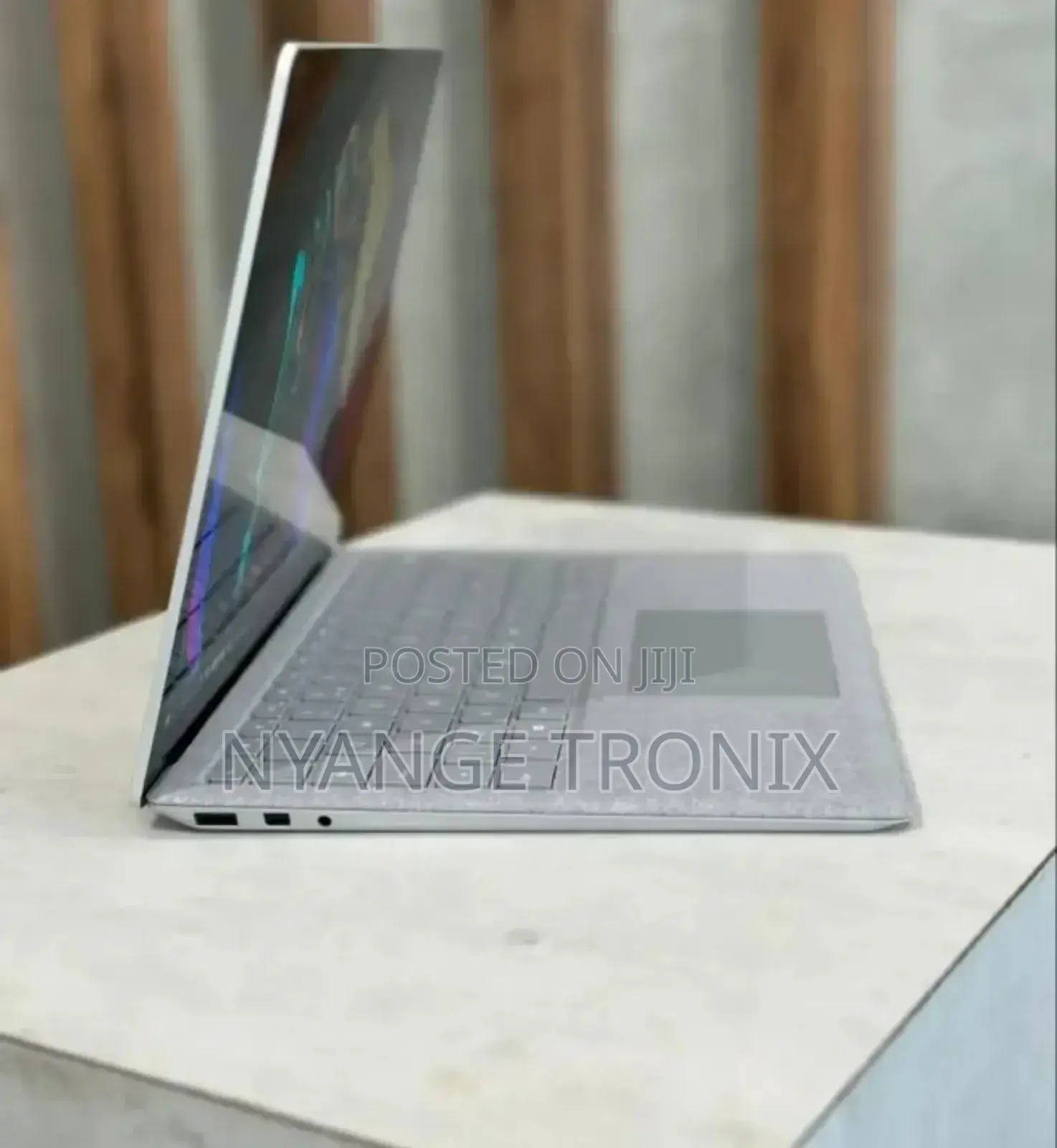 Laptop Microsoft Surface Laptop 8GB Intel Core I5 SSD 256GB