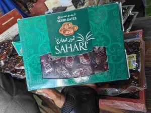 Luxurious 1kg of Sahari Serri Medina Dates