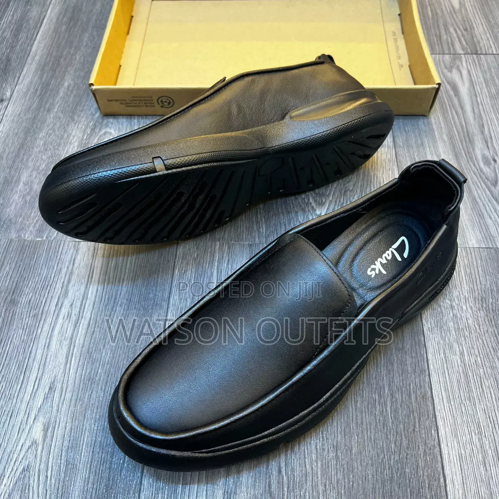 Stringless Men Shoes