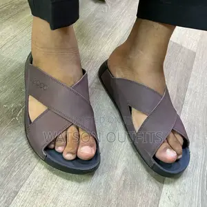 Ecco Mpya Za Ngozi
