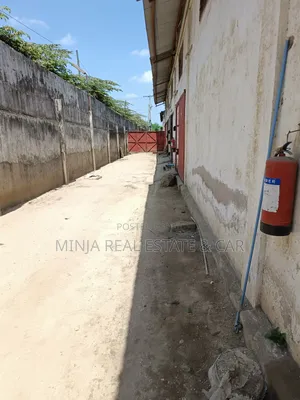 Warehouse/Godown for Rent Jet Lumo Pugu Toad
