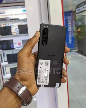 New Sony Xperia 5 128 GB Black