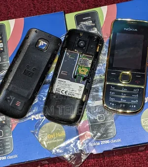 New Nokia 2700 classic Gold