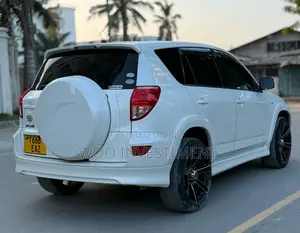 Toyota RAV4 2007 White
