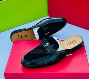 Dior Brand Officials