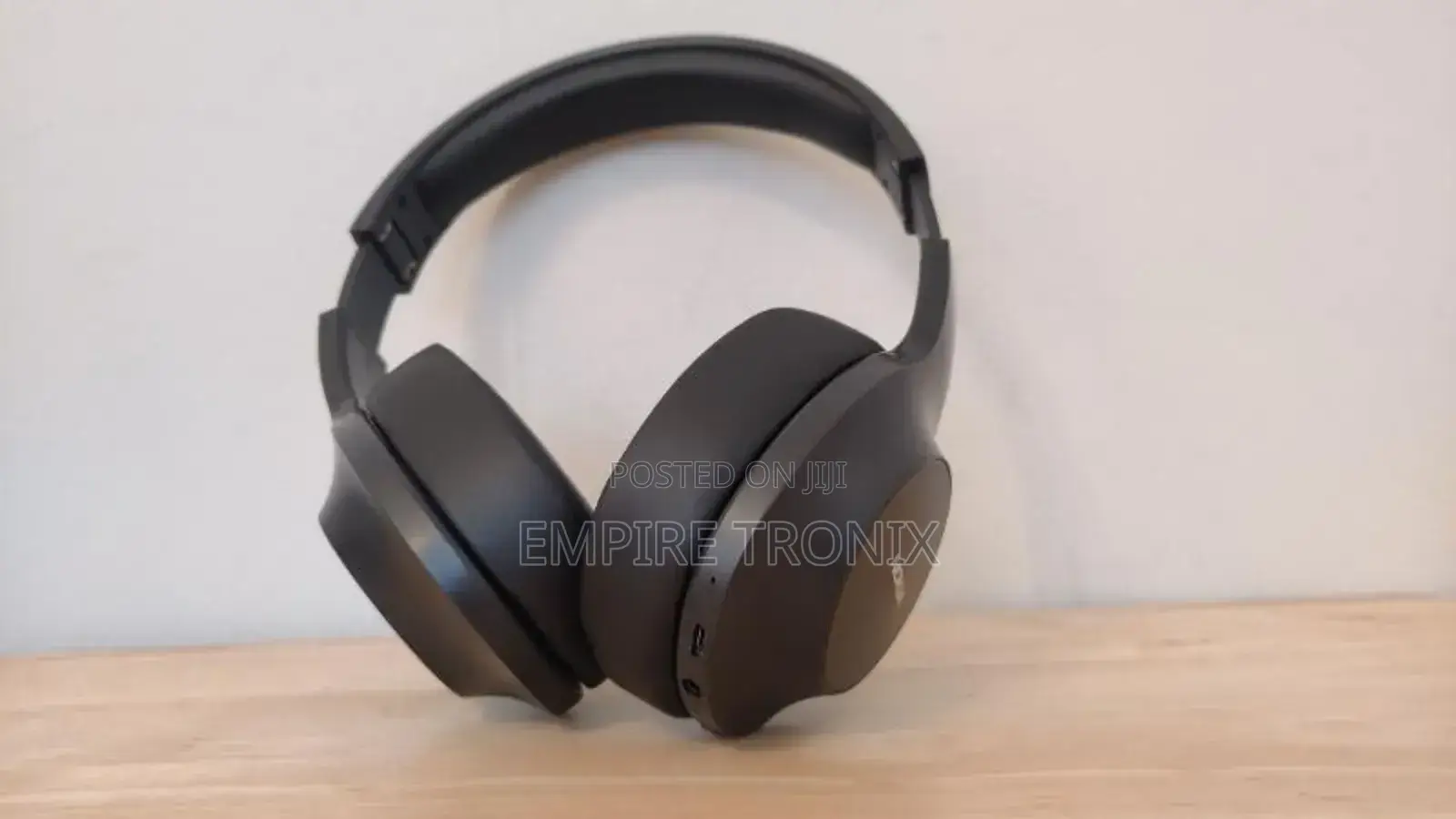 Nokia (E1200) Essential Wireless Headphones