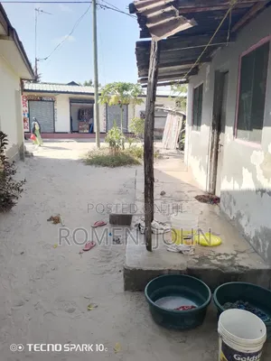 5bdrm House in Tanzania Daresalaam, Ilala for sale
