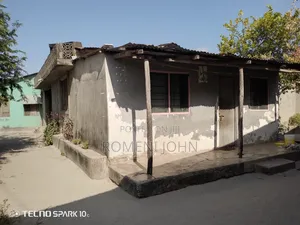 5bdrm House in Tanzania Daresalaam, Ilala for sale