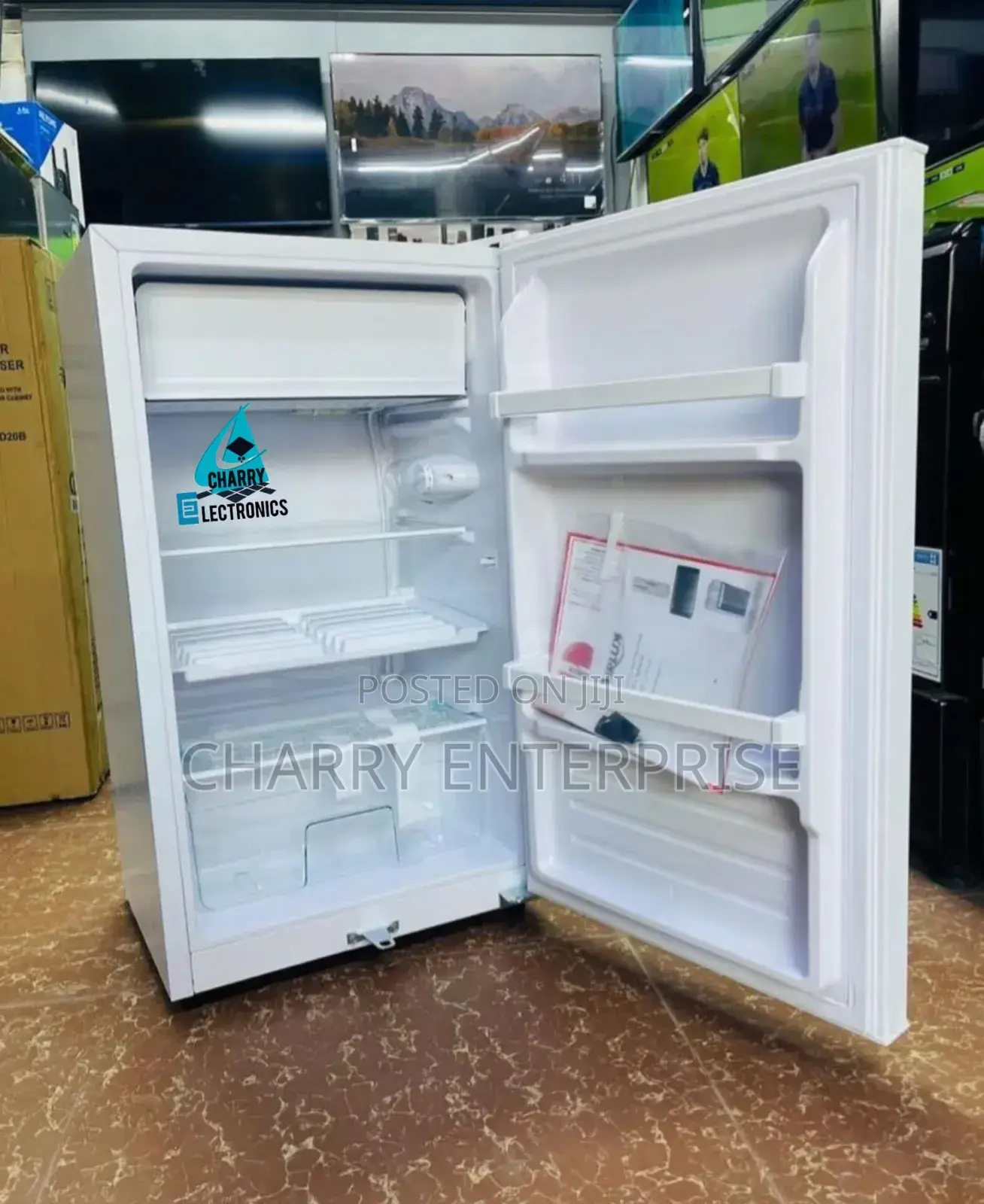 Airlux Fridge Mlango Mmoja 
Capacity :- 95L