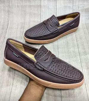 Lacoste Shoes Mpya