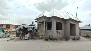 3bdrm House in Kivule Frem 10, Ilala for sale