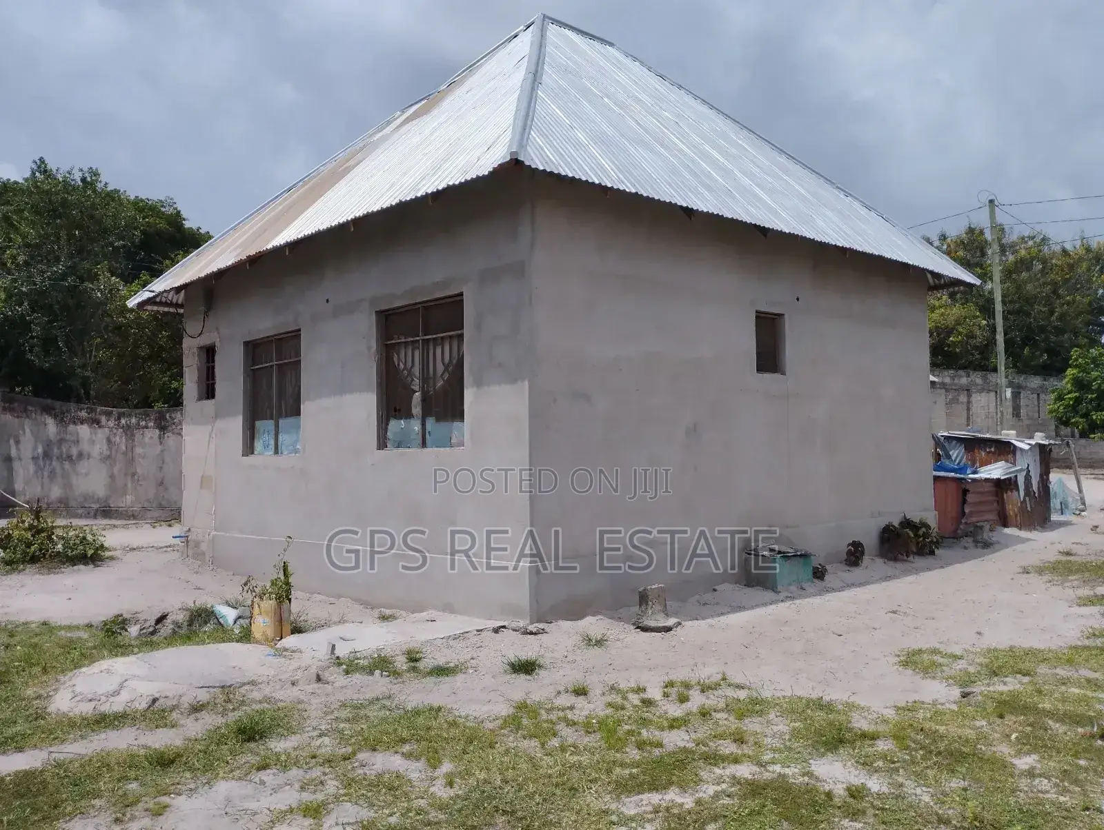 3bdrm House in Kivule Frem 10, Ilala for sale