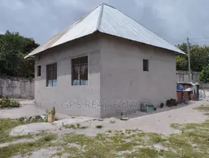 3bdrm House in Kivule Frem 10, Ilala for sale