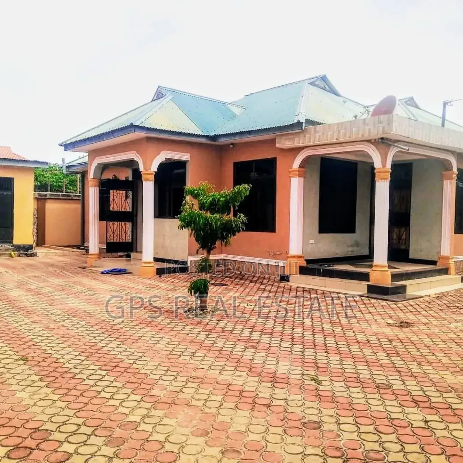 4bdrm House in Ukonga Moshi Bar, Ilala for sale