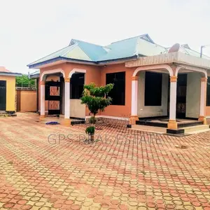 4bdrm House in Ukonga Moshi Bar, Ilala for sale