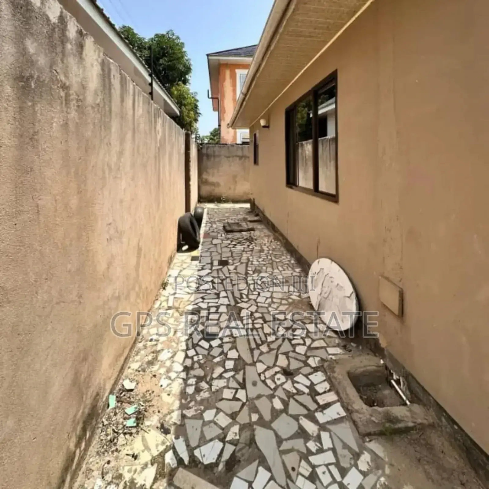 3bdrm House in Mbweni Mpiji, Kinondoni for sale