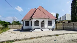3bdrm House in Tanzania Daresalaam, Ilala for sale