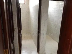 5bdrm Bungalow in Central Business Area for rent