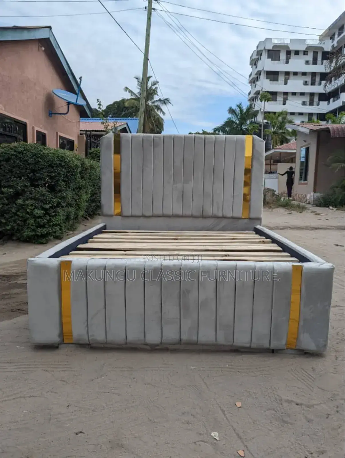 Kitanda Cha Bedsofa Ukubwa 5/6