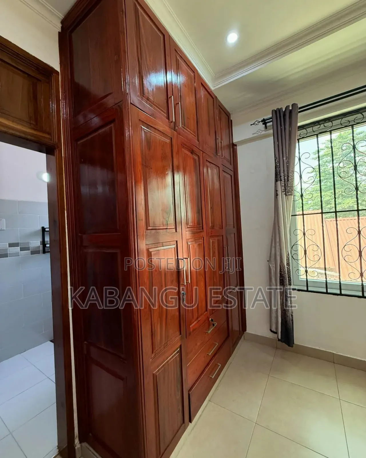 Furnished 3bdrm Apartment in Mikocheni for rent
