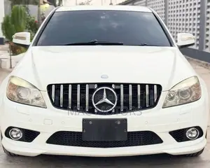 Mercedes-Benz C-Class C 200 Kompressor (W204) 2008 White