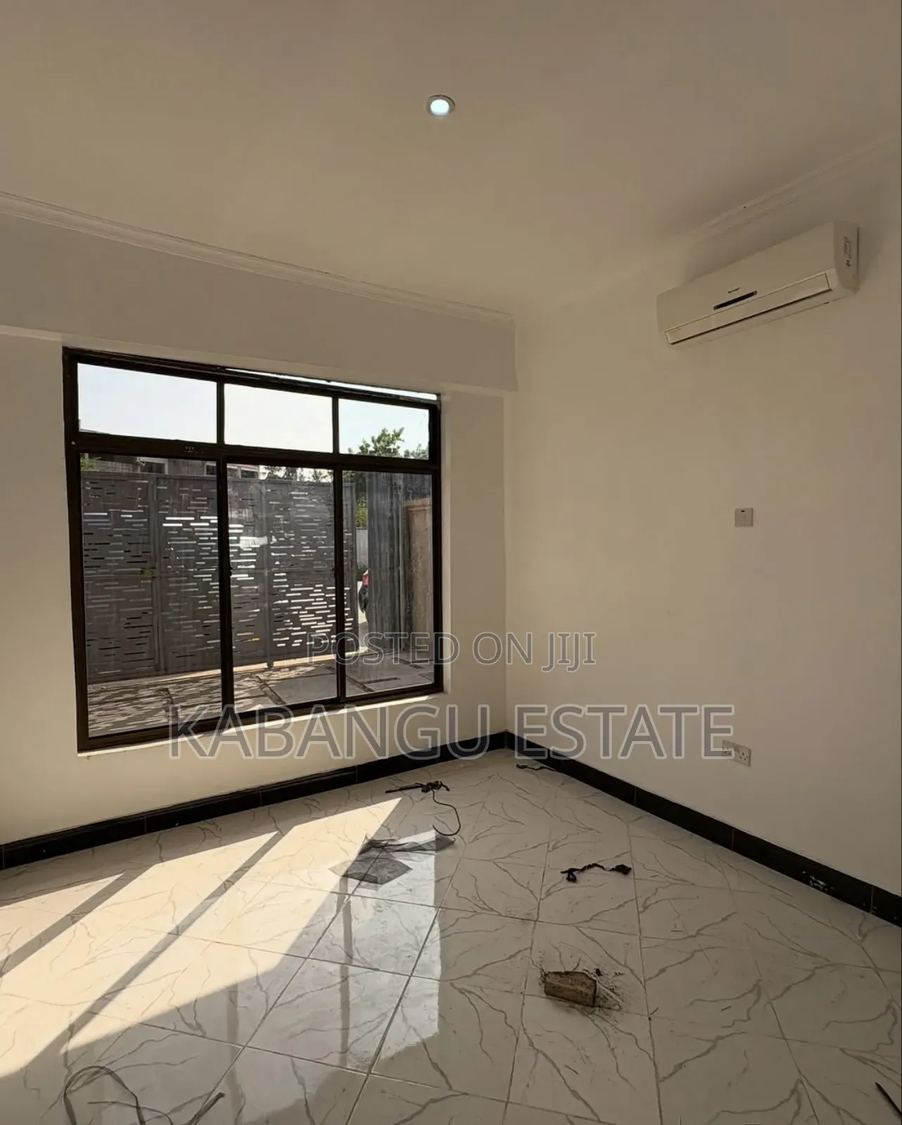 2bdrm House in Mikocheni for rent